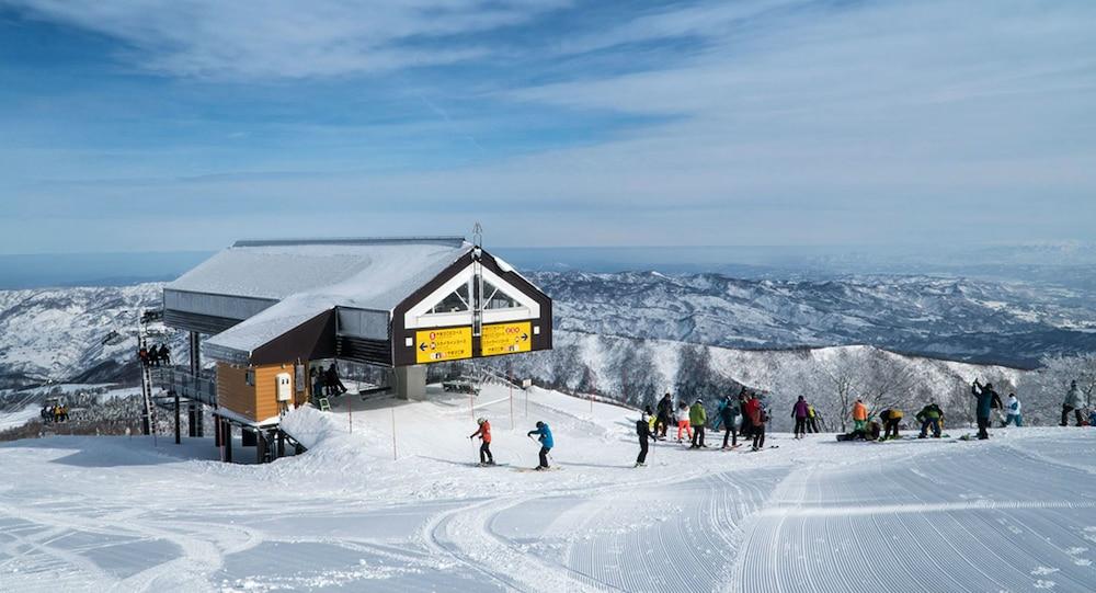 Апартаменты Nozawa House Экстерьер фото