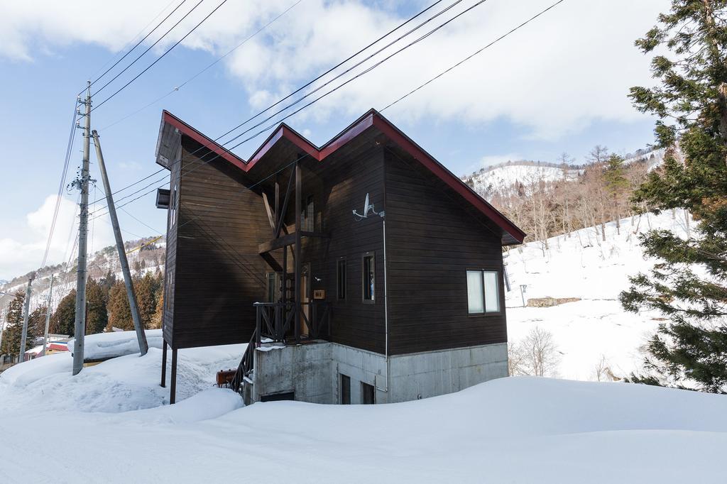 Апартаменты Nozawa House Экстерьер фото